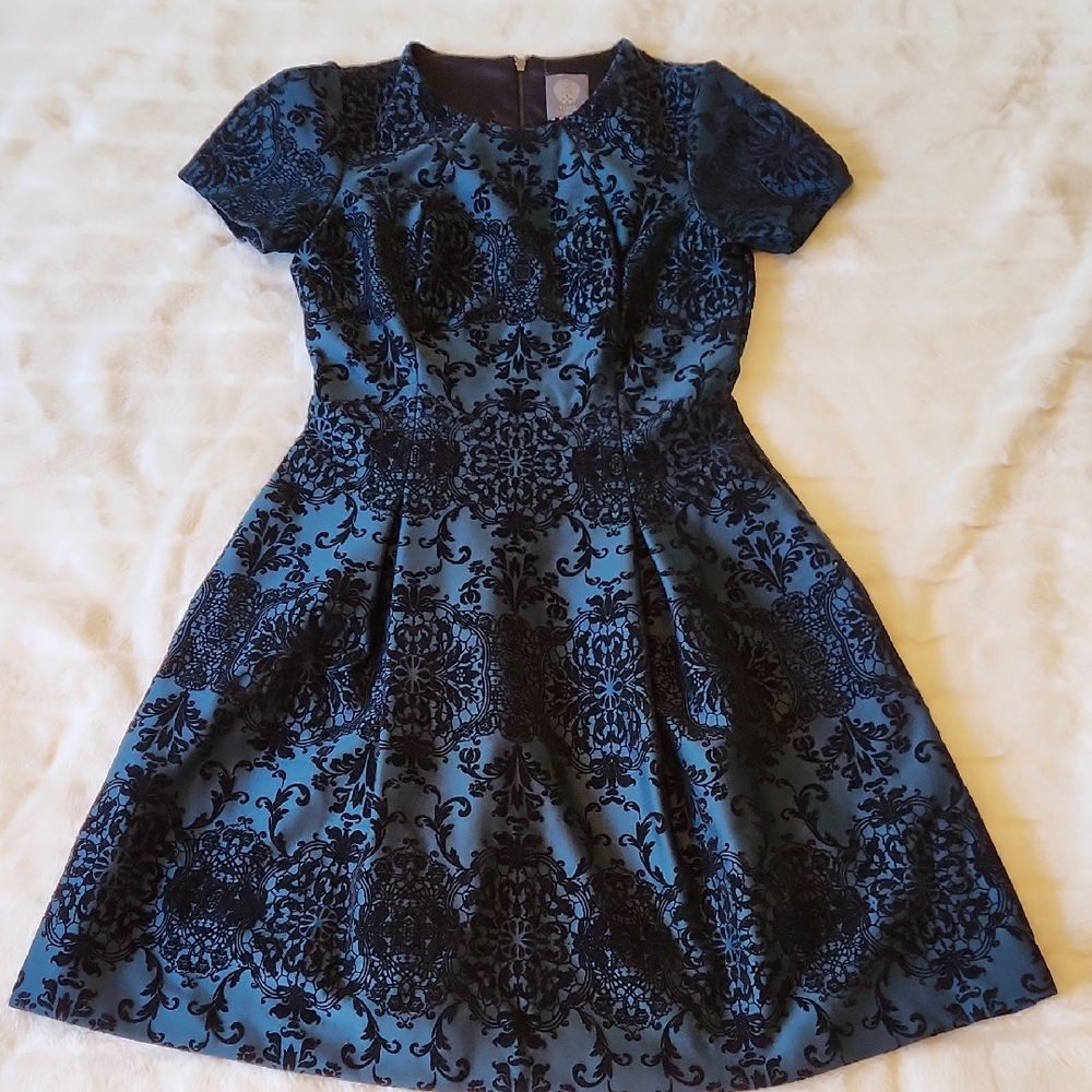 Vince Camuto Baroque Dress